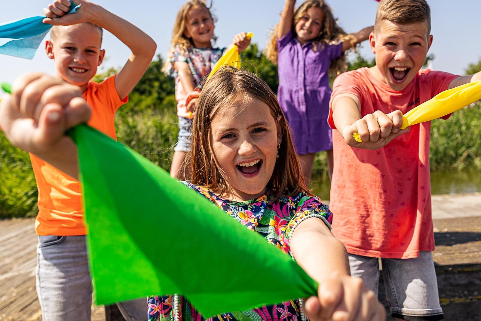 Dansende kids - fotograaf Martijn Bravenboer